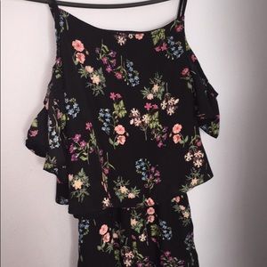 🎉price drop🎉Floral KYLIE romper💐